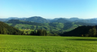 Hügellandschaft in Niederösterreich (3)